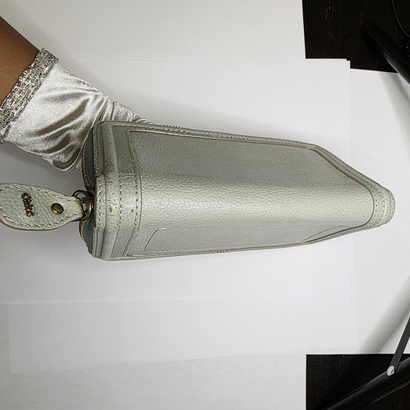 Chloe Long Wallet Zipper Around - Picture 10 of 11